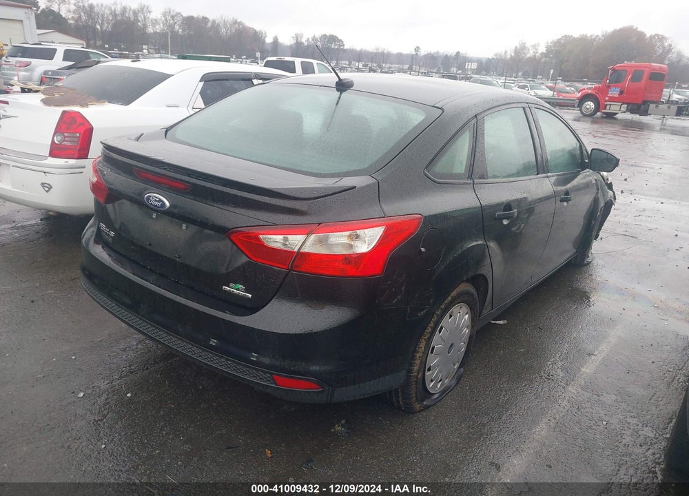 2013 FORD FOCUS SE VIN: 1FADP3F21DL288855