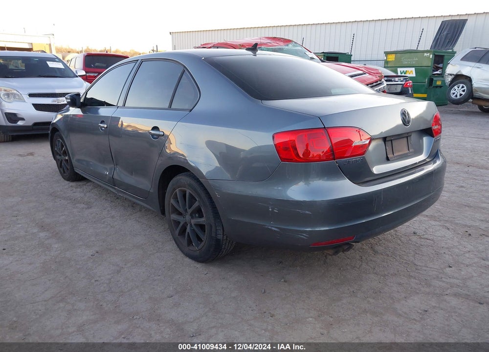 2012 VOLKSWAGEN JETTA 2.5L SE VIN: 3VWDP7AJ7CM342945