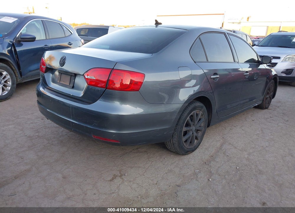 2012 VOLKSWAGEN JETTA 2.5L SE VIN: 3VWDP7AJ7CM342945