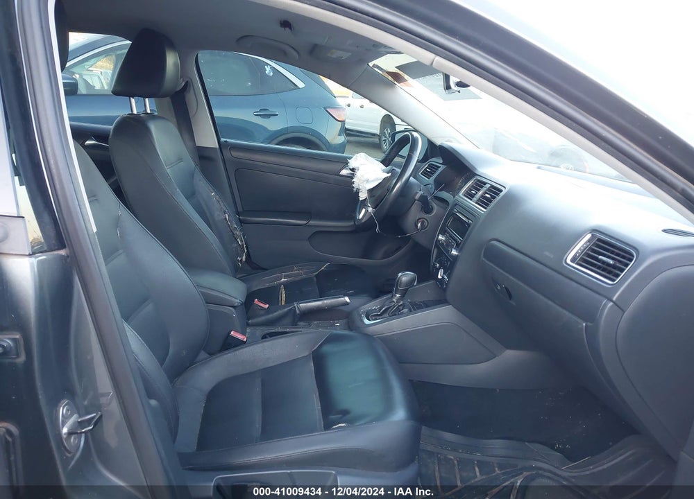 2012 VOLKSWAGEN JETTA 2.5L SE VIN: 3VWDP7AJ7CM342945