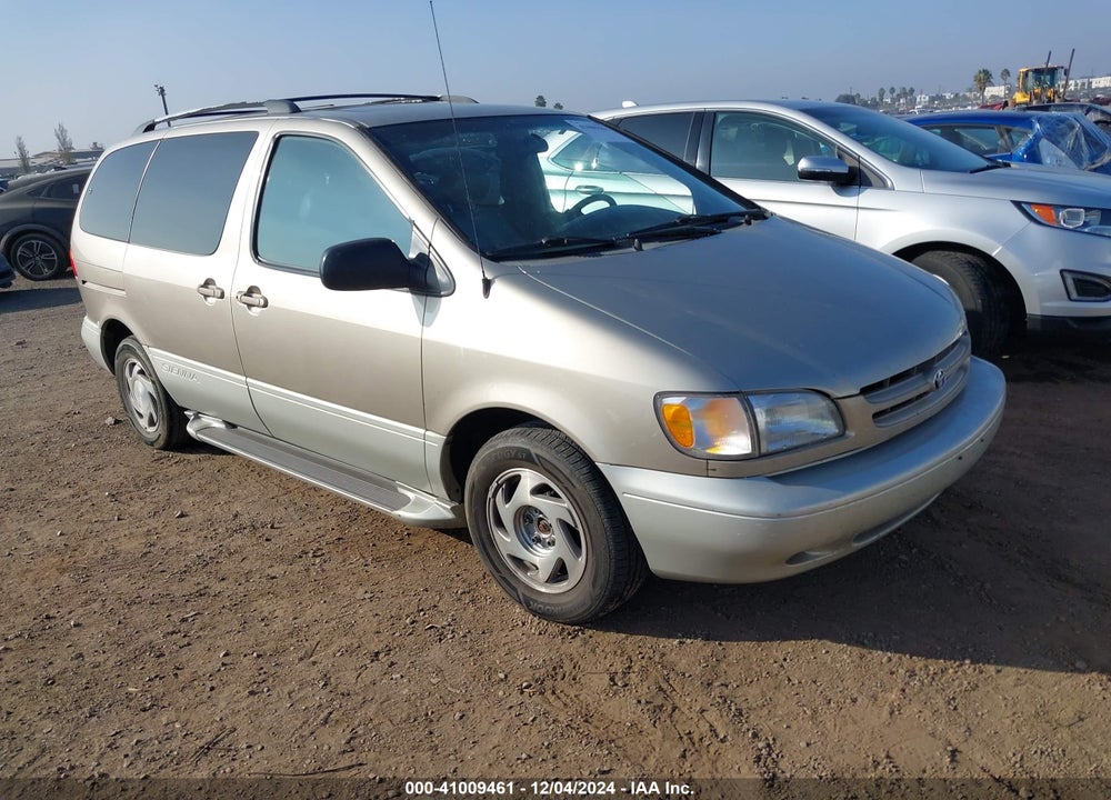 2000 TOYOTA SIENNA XLE VIN: 4T3ZF13C3YU240989