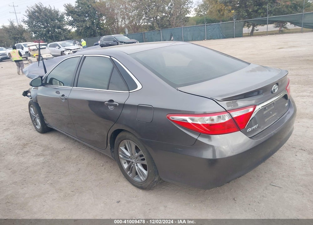 2015 TOYOTA CAMRY SE VIN: 4T1BF1FK1FU040896