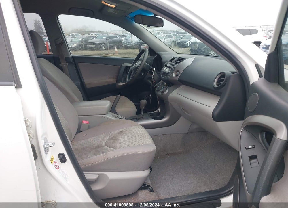 2007 TOYOTA RAV4 VIN: JTMBD33V476037551