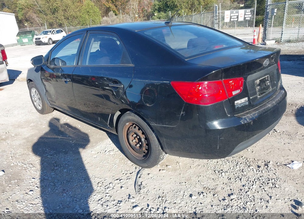 2010 KIA FORTE EX VIN: KNAFU4A25A5876120