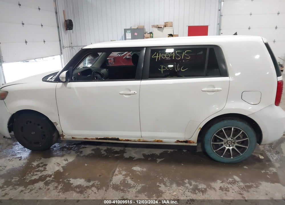 2008 SCION XB VIN: JTLKE50E181024093