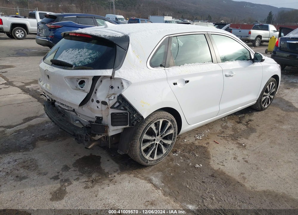 2018 HYUNDAI ELANTRA GT VIN: KMHH35LE7JU069322