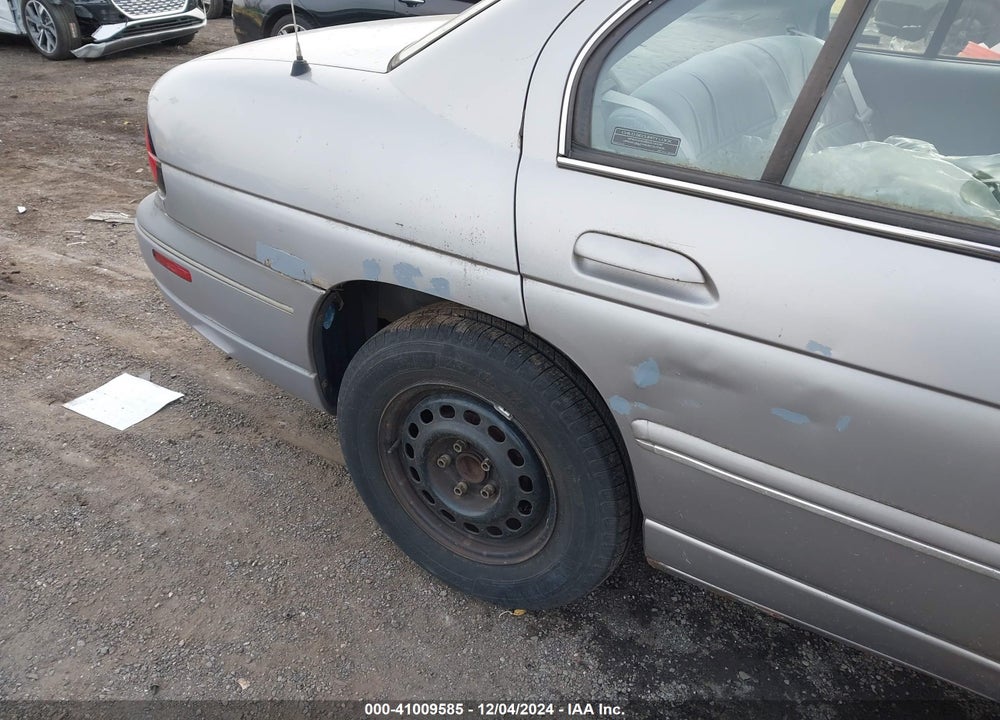 1996 CHEVROLET LUMINA VIN: 2G1WL52M6T1151246