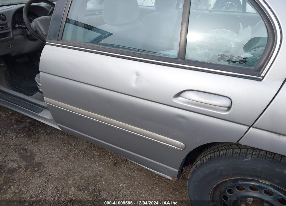 1996 CHEVROLET LUMINA VIN: 2G1WL52M6T1151246