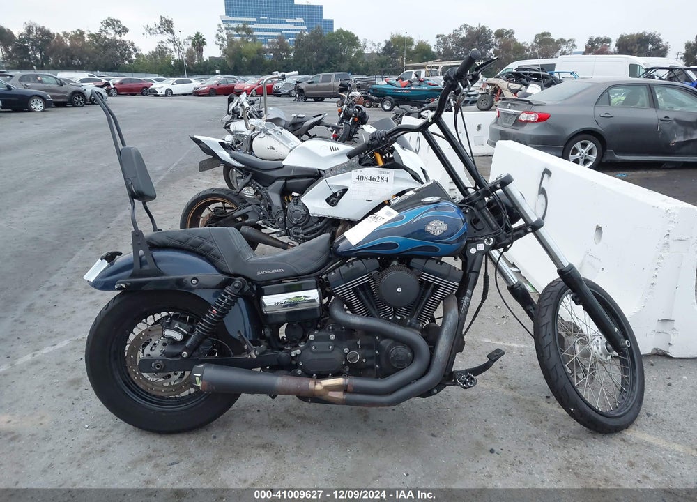 2013 HARLEY-DAVIDSON FXDWG DYNA WIDE GLIDE VIN: 1HD1GPM33DC307548