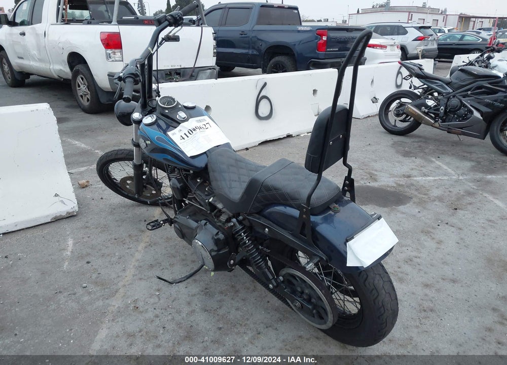 2013 HARLEY-DAVIDSON FXDWG DYNA WIDE GLIDE VIN: 1HD1GPM33DC307548