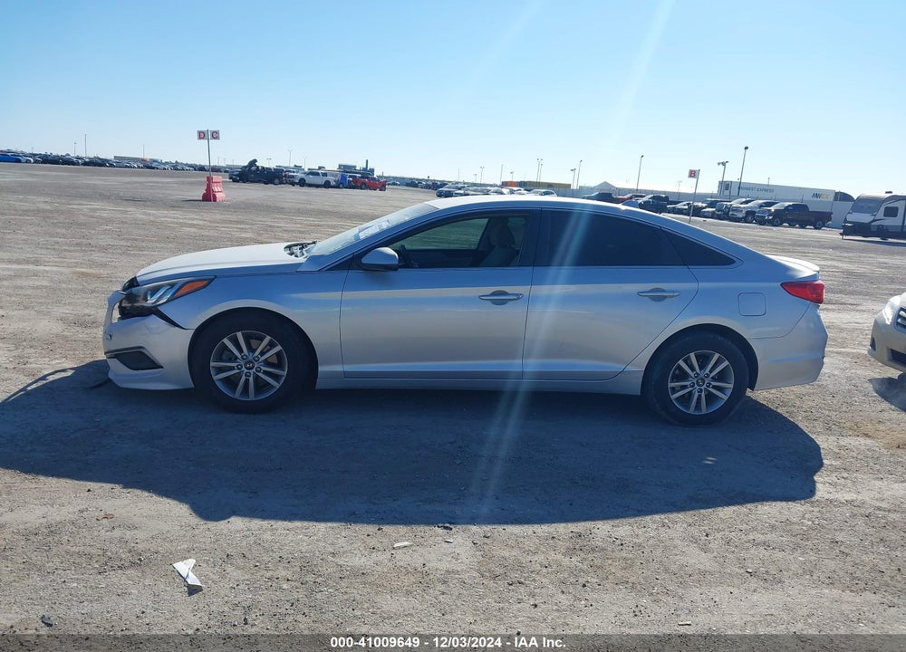 2016 HYUNDAI SONATA VIN: 5NPE24AF7GH406414