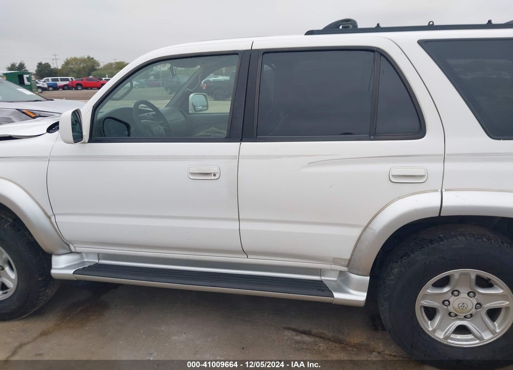 2002 TOYOTA 4RUNNER SR5 V6 VIN: JT3GN86R320236914