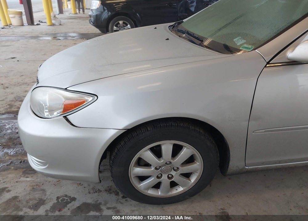 2002 TOYOTA CAMRY XLE VIN: 4T1BE32K92U590183
