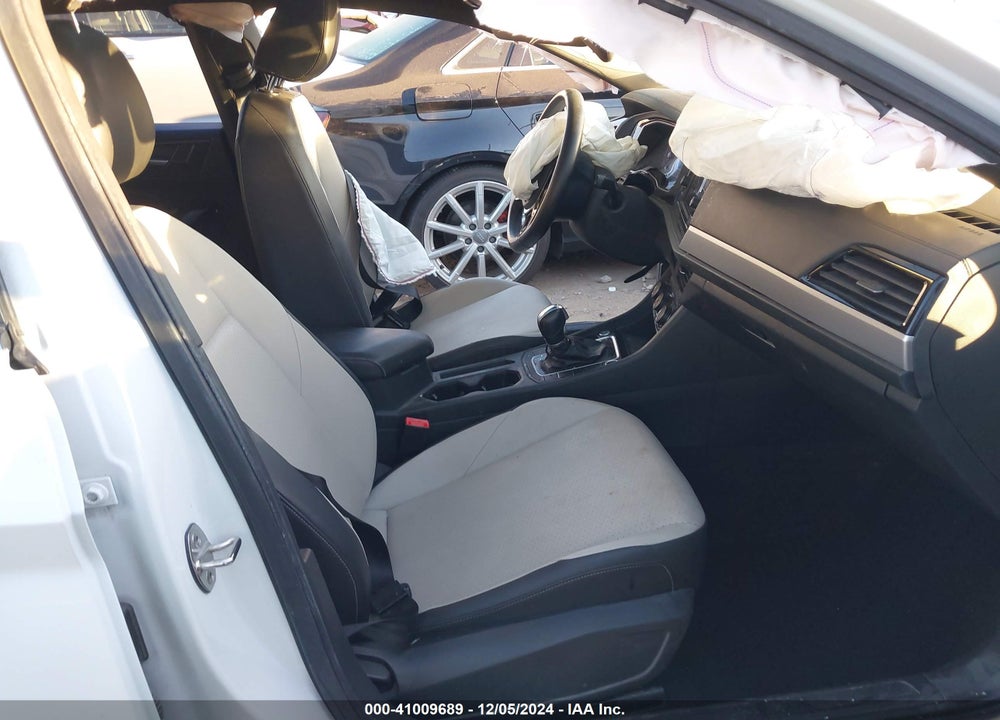 2019 VOLKSWAGEN JETTA VIN: 3VWCB7BU3KM273396