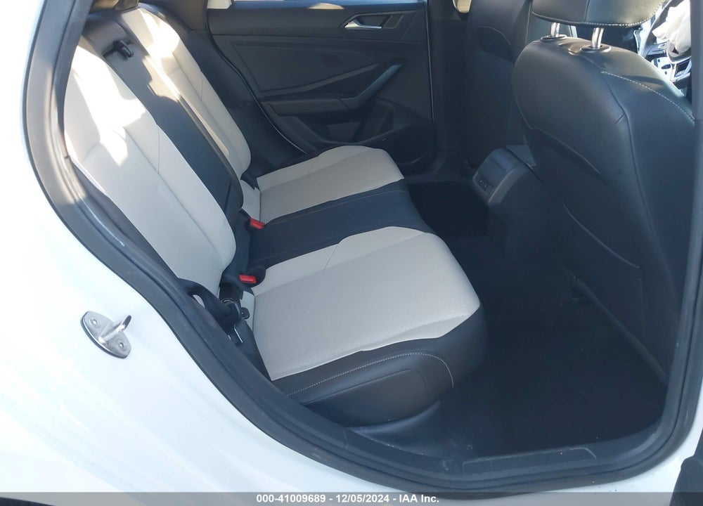 2019 VOLKSWAGEN JETTA VIN: 3VWCB7BU3KM273396