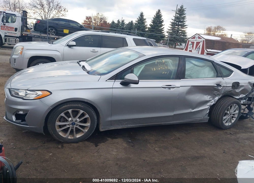 2020 FORD FUSION VIN: 3FA6P0HD7LR109949
