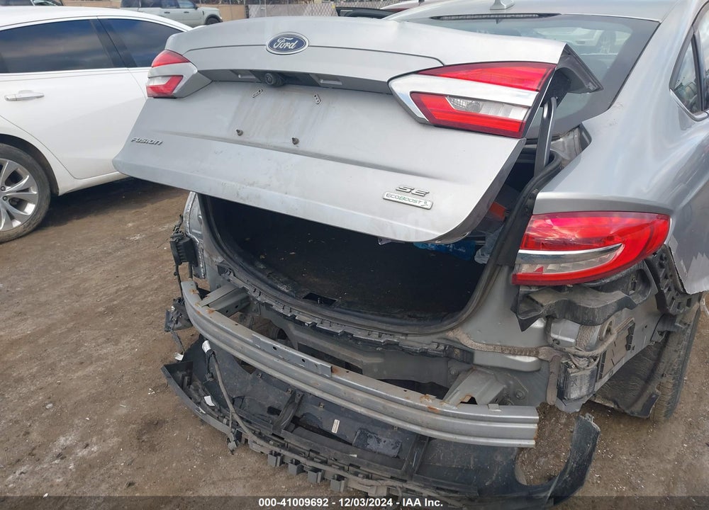 2020 FORD FUSION VIN: 3FA6P0HD7LR109949