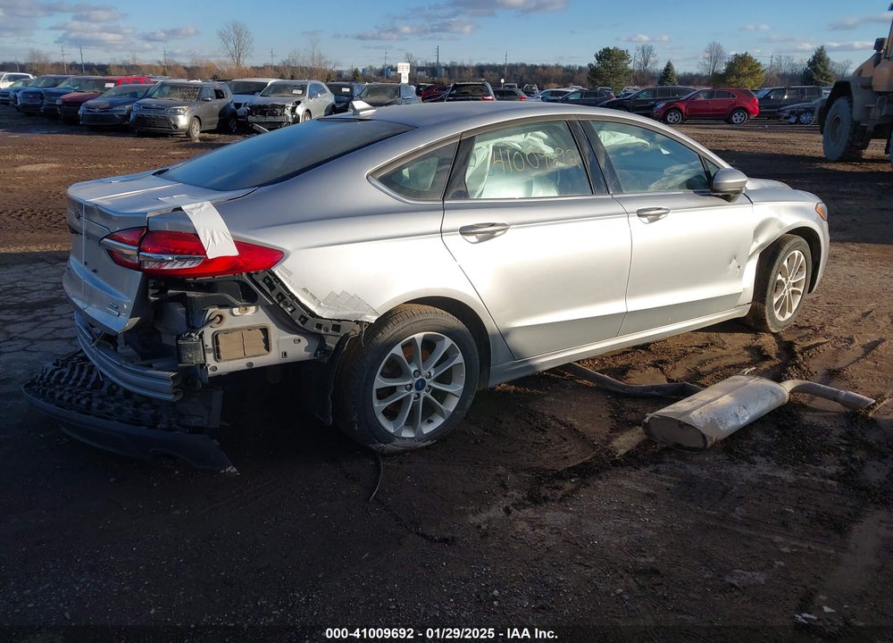 2020 FORD FUSION VIN: 3FA6P0HD7LR109949