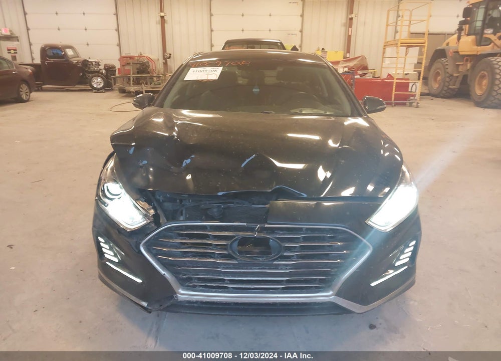 2018 HYUNDAI SONATA VIN: 5NPE34AF7JH611638