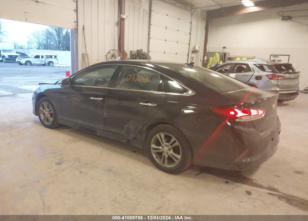 2018 HYUNDAI SONATA VIN: 5NPE34AF7JH611638