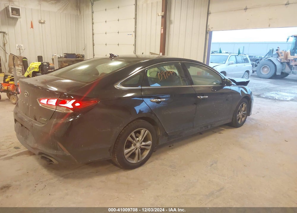 2018 HYUNDAI SONATA VIN: 5NPE34AF7JH611638