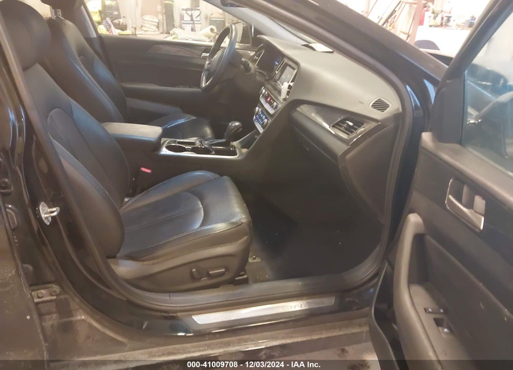 2018 HYUNDAI SONATA VIN: 5NPE34AF7JH611638