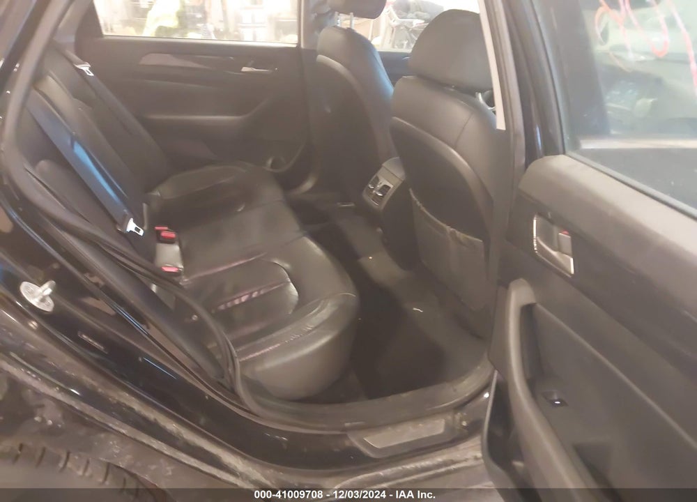 2018 HYUNDAI SONATA VIN: 5NPE34AF7JH611638