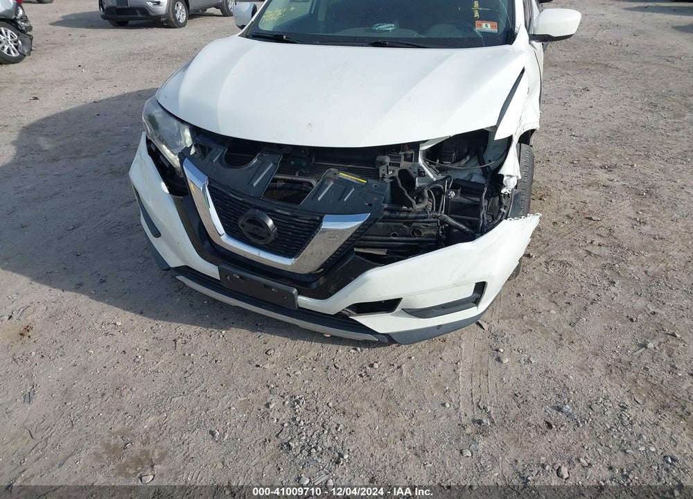 2017 NISSAN ROGUE S VIN: 5N1AT2MM0HC792385