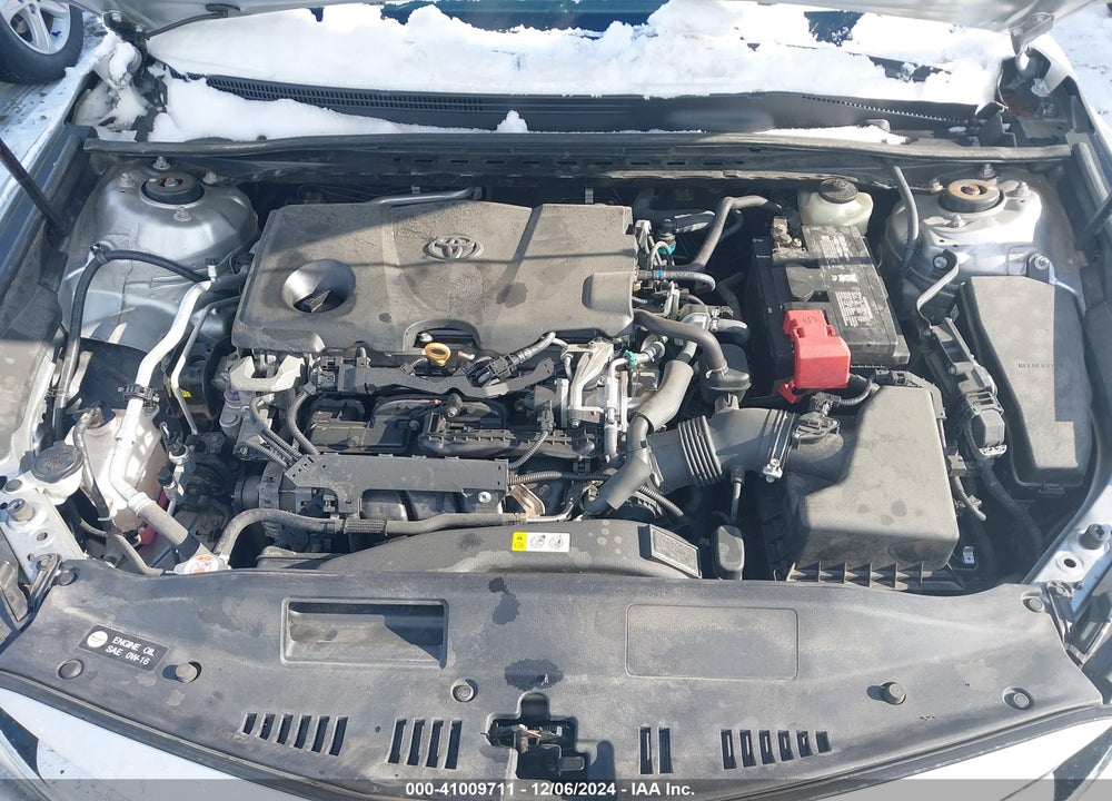 2018 TOYOTA CAMRY LE VIN: 4T1B11HK4JU565407