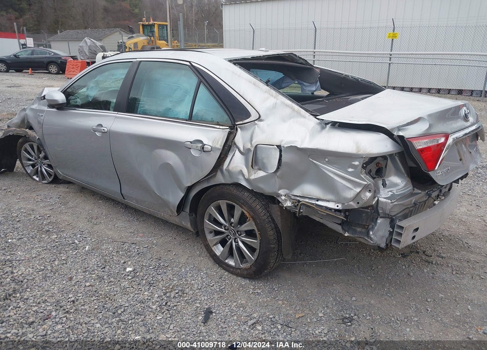 2015 TOYOTA CAMRY HYBRID XLE VIN: 4T1BD1FK5FU171433