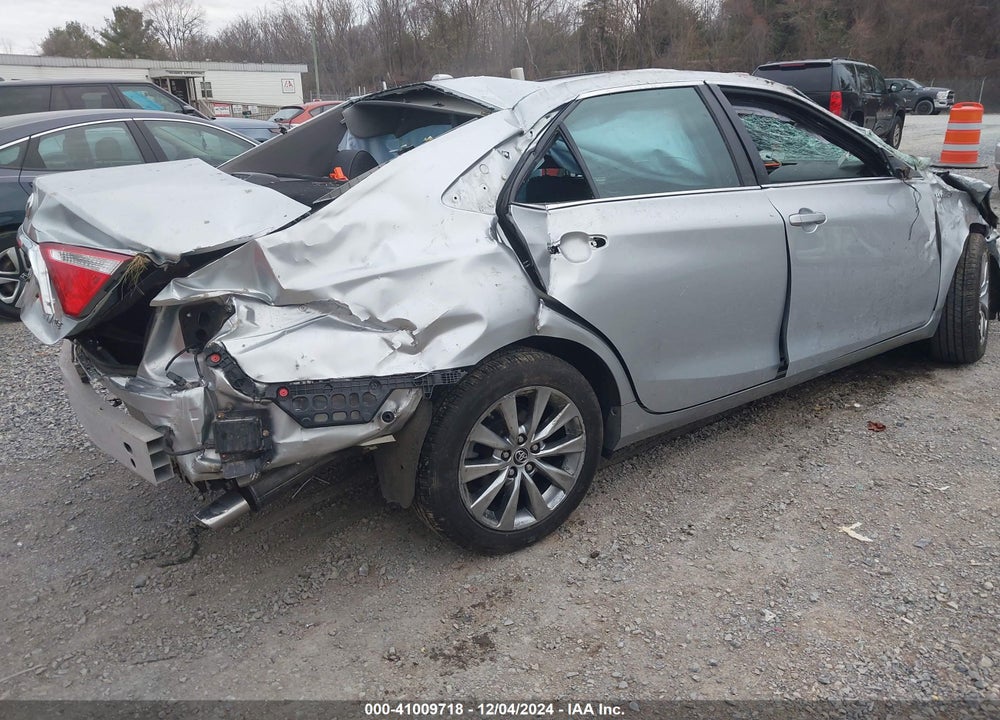 2015 TOYOTA CAMRY HYBRID XLE VIN: 4T1BD1FK5FU171433