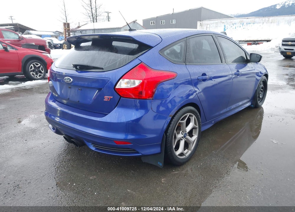 2014 FORD FOCUS ST VIN: 1FADP3L94EL312438