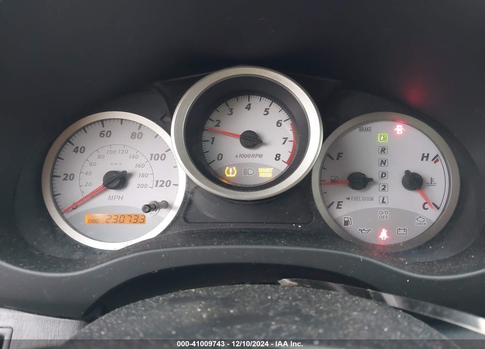 2005 TOYOTA RAV4 VIN: JTEGD20V250069219