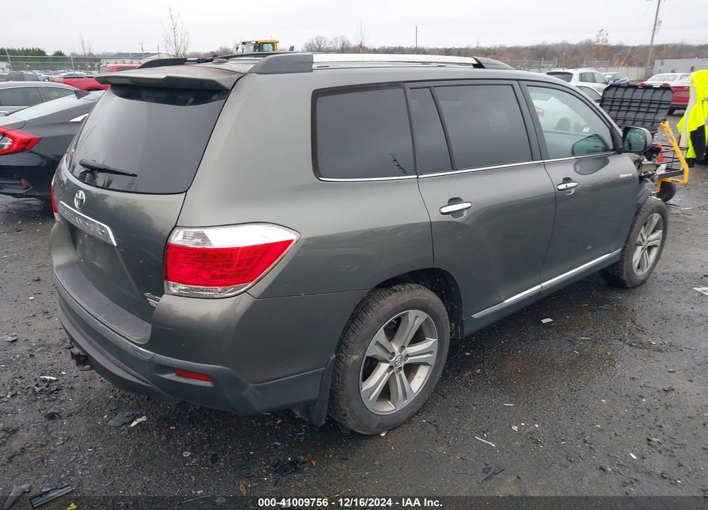 2011 TOYOTA HIGHLANDER LIMITED V6 VIN: 5TDDK3EH5BS081105