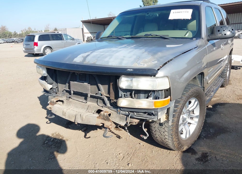 2001 CHEVROLET TAHOE LT VIN: 1GNEK13T31R134484