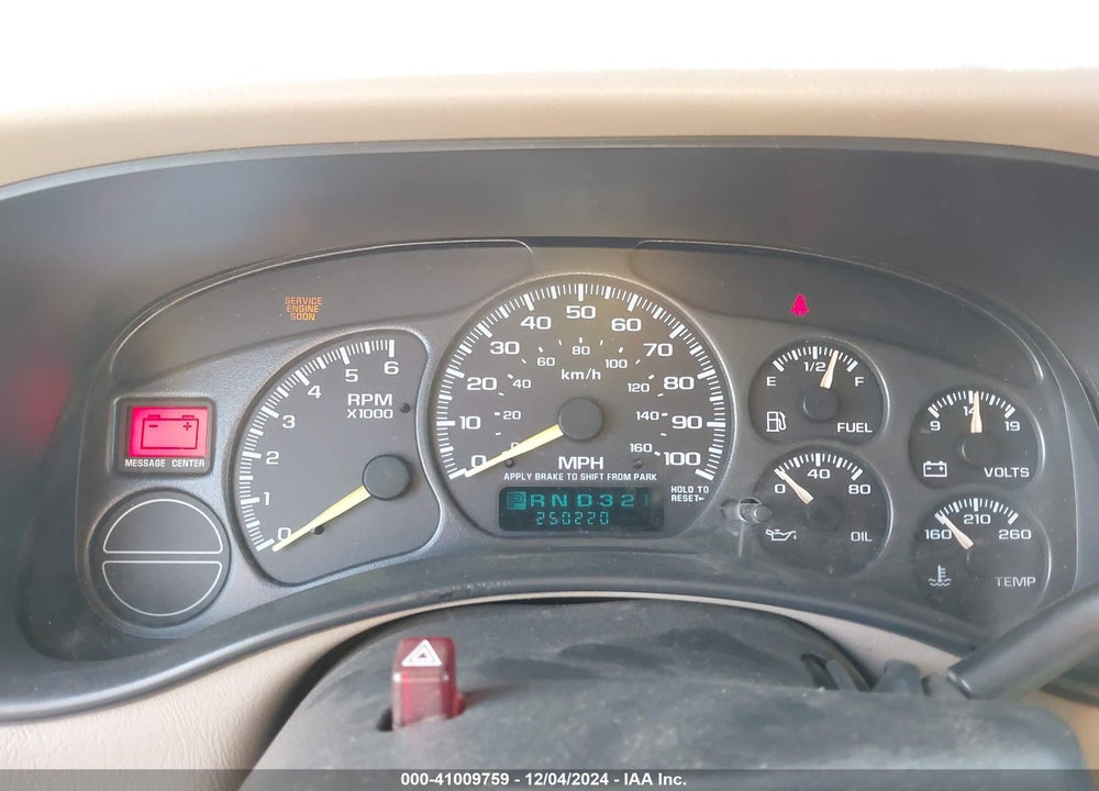 2001 CHEVROLET TAHOE LT VIN: 1GNEK13T31R134484