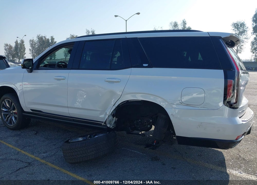 2024 CADILLAC ESCALADE 4WD SPORT PLATINUM VIN: 1GYS4GKL3RR141919