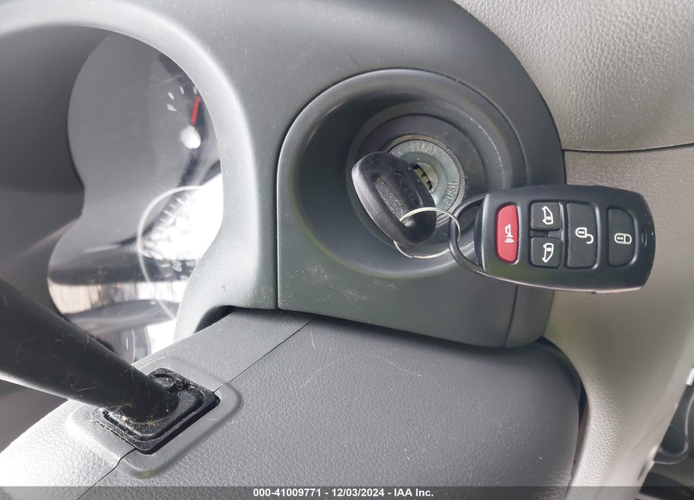 2012 KIA SEDONA LX VIN: KNDMG4C72C6441420