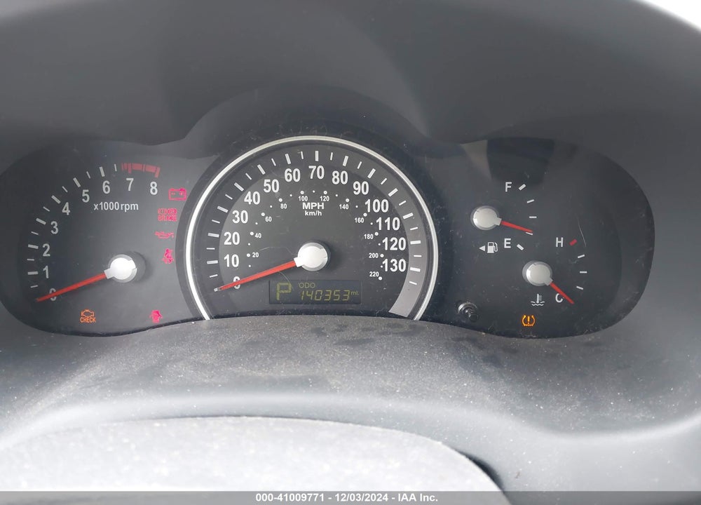 2012 KIA SEDONA LX VIN: KNDMG4C72C6441420