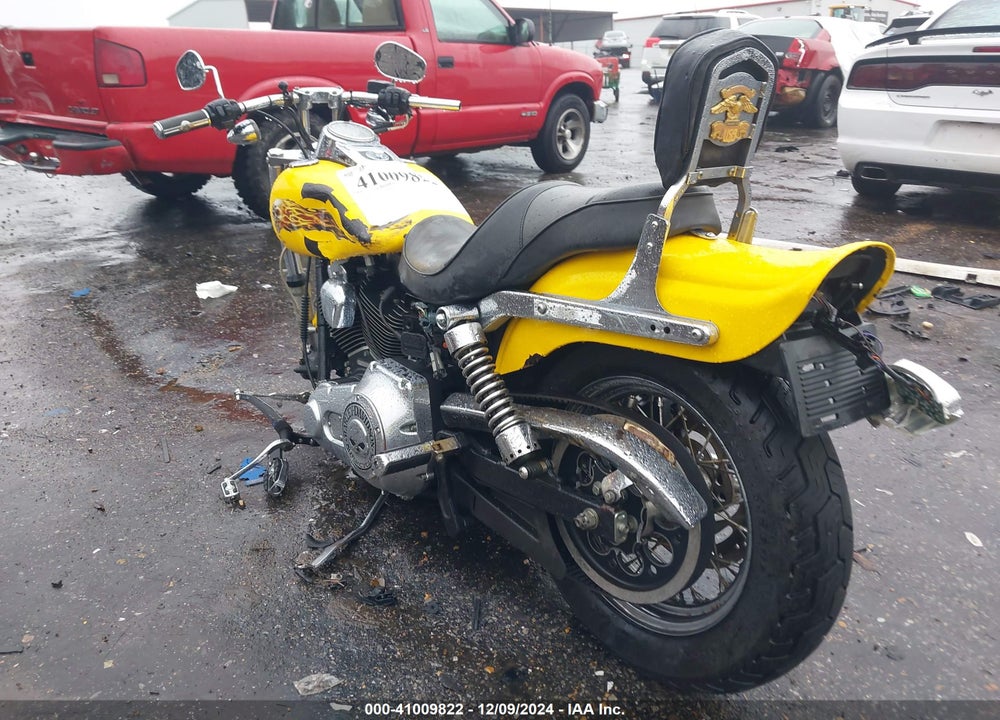 2005 HARLEY-DAVIDSON FXDWGI VIN: 1HD1GPW125K323419
