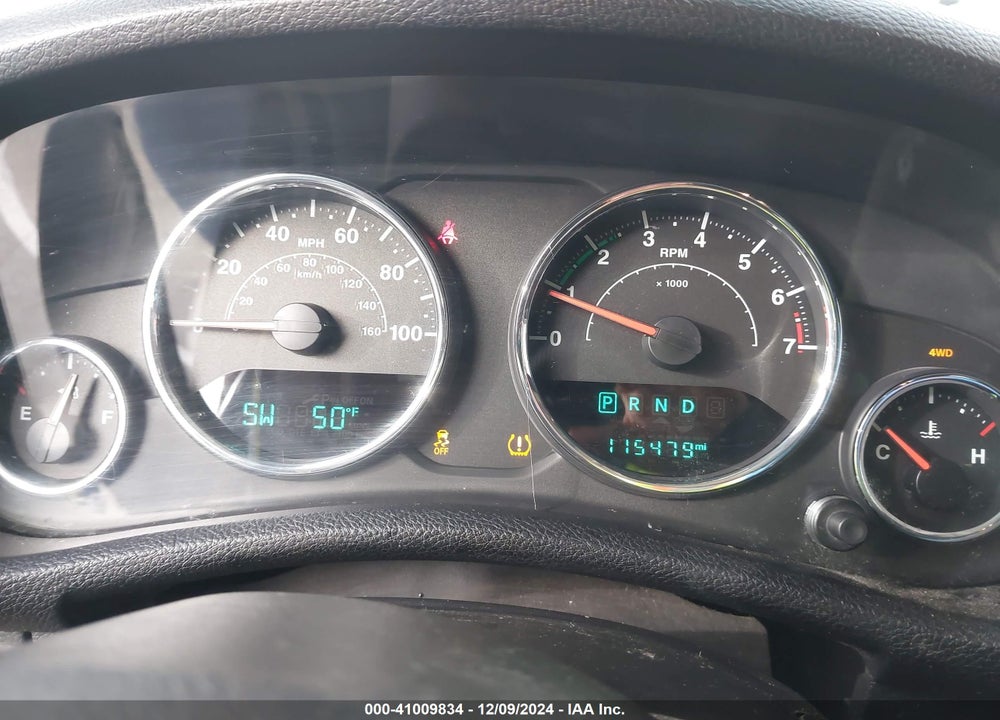 2015 JEEP WRANGLER UNLIMITED SPORT VIN: 1C4HJWDG7FL657136