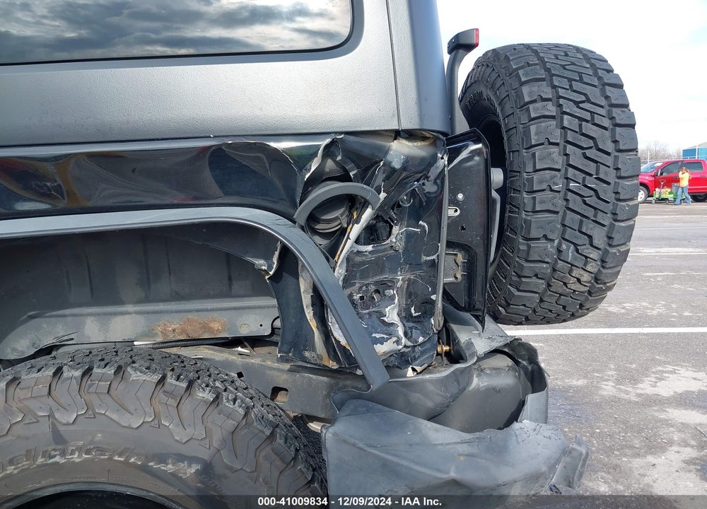 2015 JEEP WRANGLER UNLIMITED SPORT VIN: 1C4HJWDG7FL657136