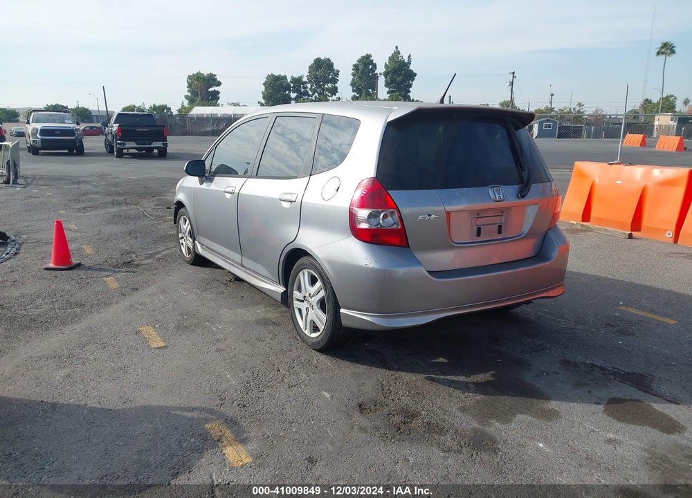 2007 HONDA FIT SPORT VIN: JHMGD38627S042177