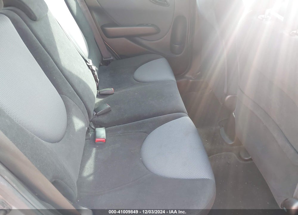 2007 HONDA FIT SPORT VIN: JHMGD38627S042177