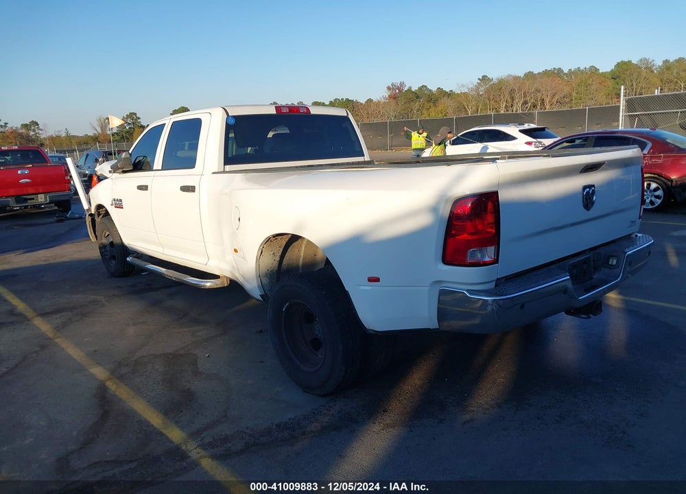 2017 RAM 3500 TRADESMAN  4X2 8' BOX VIN: 3C63RPGL4HG579603