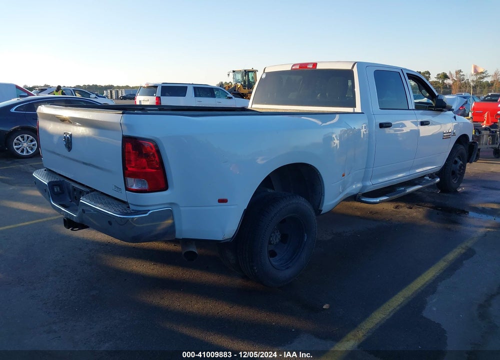 2017 RAM 3500 TRADESMAN  4X2 8' BOX VIN: 3C63RPGL4HG579603