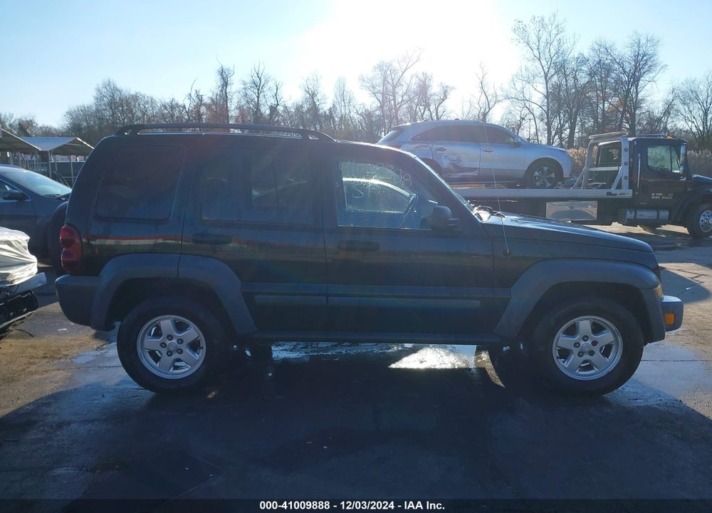 2005 JEEP LIBERTY SPORT VIN: 1J4GL48K55W507140