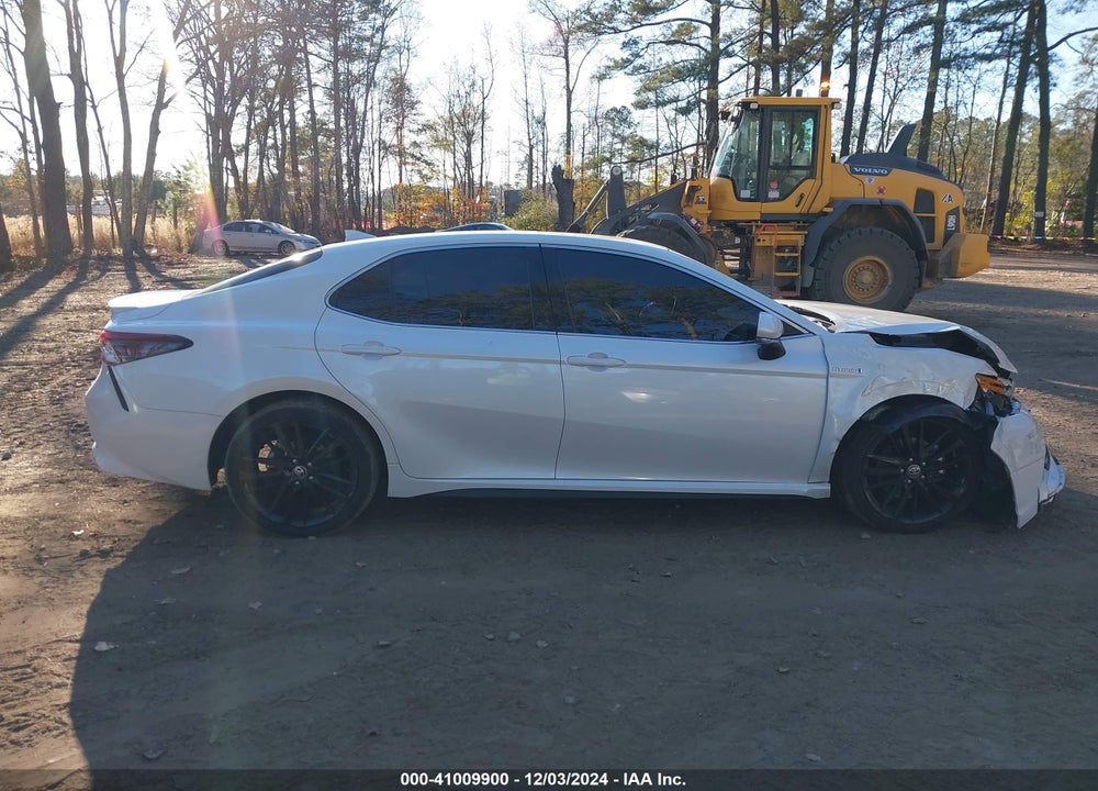2021 TOYOTA CAMRY VIN: 4T1K31AK8MU560591