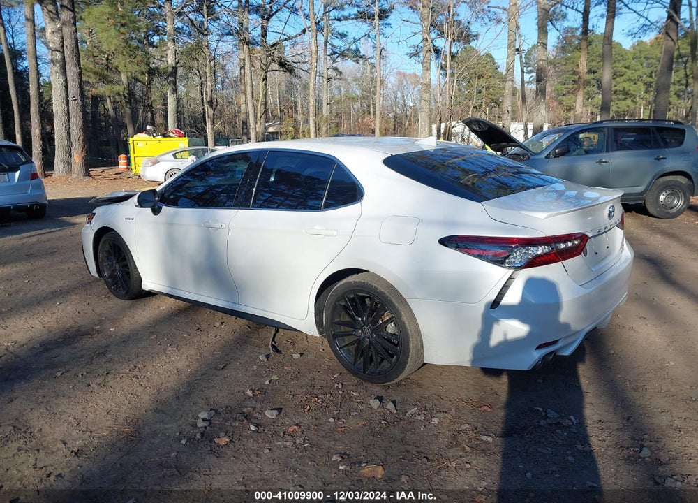 2021 TOYOTA CAMRY VIN: 4T1K31AK8MU560591
