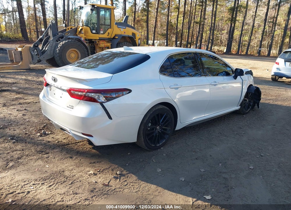 2021 TOYOTA CAMRY VIN: 4T1K31AK8MU560591